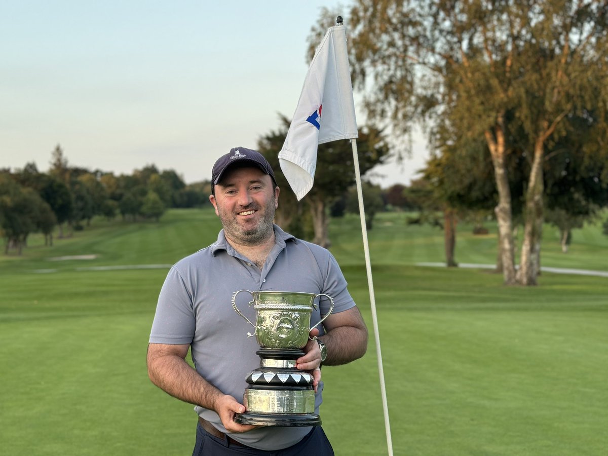 amateur_info's tweet image. Paul O’Hanlon 2024 @CastletroyGC @TradeElectricG senior scratch cup winner, with a 36 hole total of 5 under. Paul won in a three hole playoff ( 1 under ) against TJ Ford