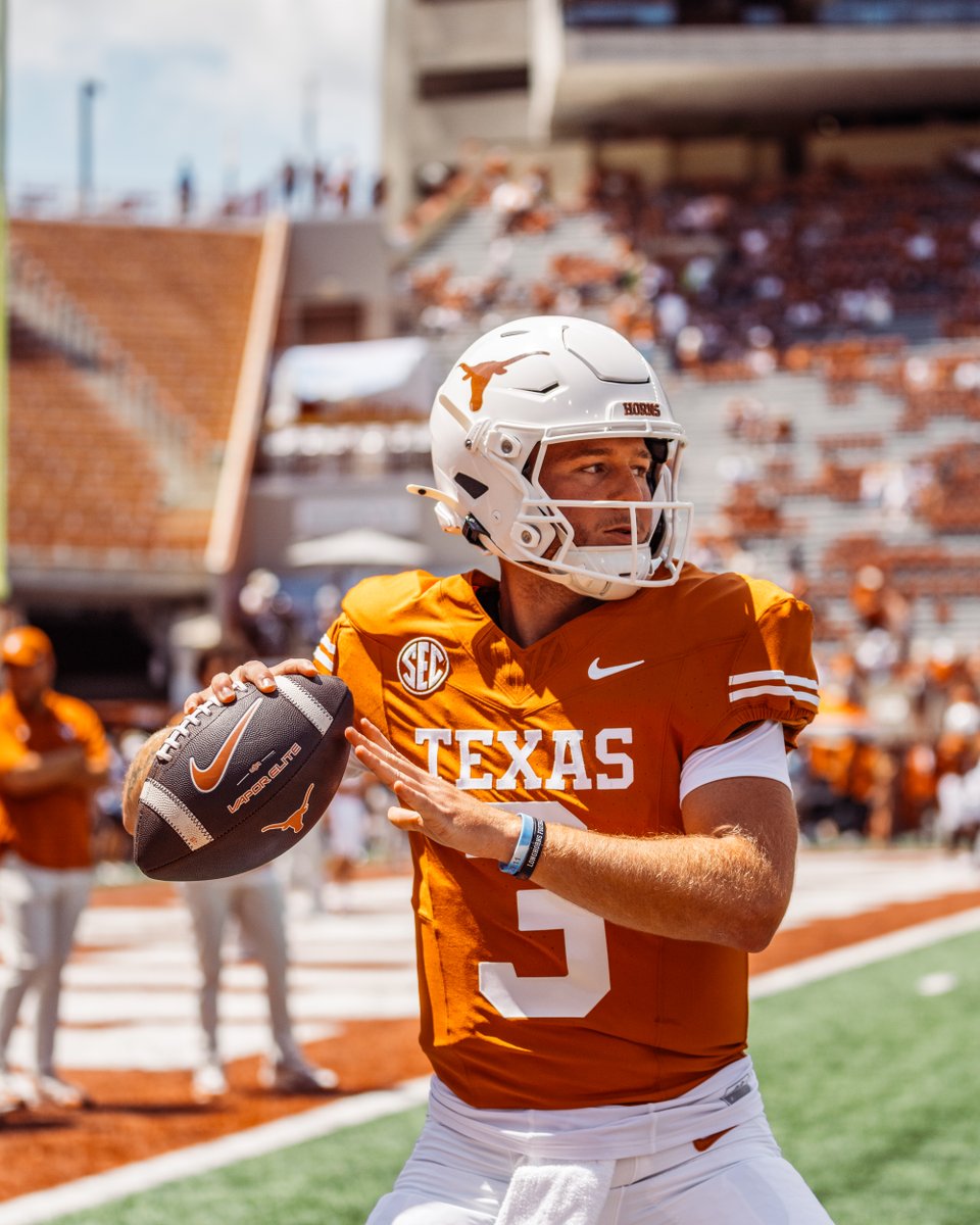 Texas Football tweet media