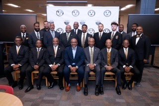 CobbAlphas's tweet photo. Definition of leadership #cobbalphas https://t.co/3bgFqgOjTD