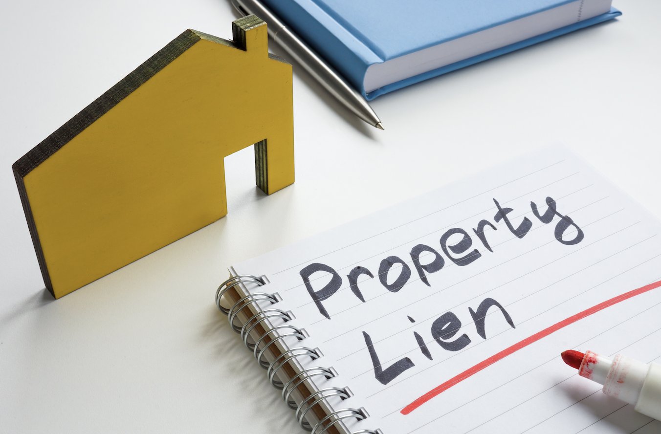 title lien search 