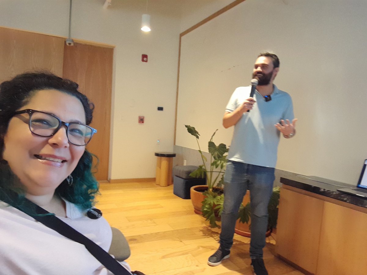 AlessAlt74's tweet image. Al fin en una charla del Guille en el #handsontesting