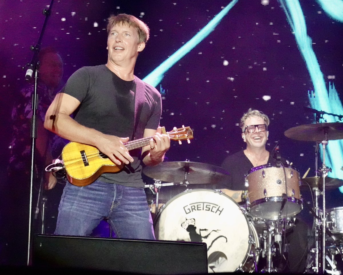 gittisun's tweet image. I SO BLOODY LOVED THIS GIG YESTERDAY! 🔥

That was sheer madness and it can't be more special than this… God, it's crazy, the way you make me feel ❤️‍🔥 @JamesBlunt

James Blunt - 1973 live in Arbon

youtu.be/AkA1o5uKyoM?si…

#JamesBlunt
#WhoWeUsedToBe
#Arbon
#VeryHappy
#Thankful 🙏🏼