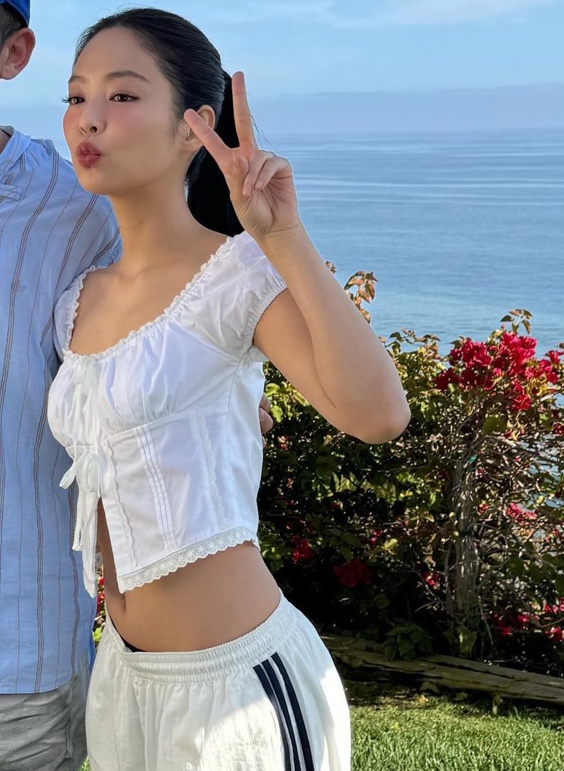 jennie (@jenniexpics) on Twitter photo 