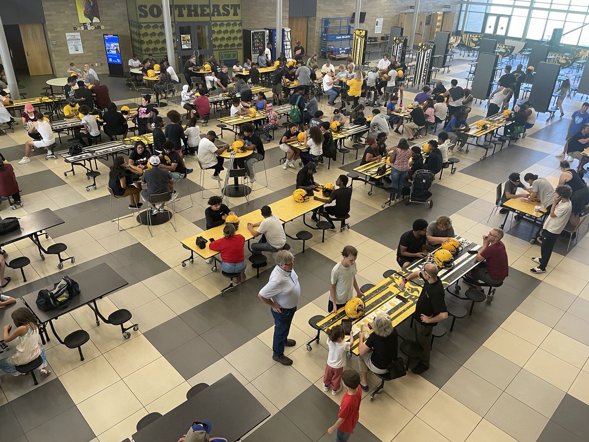 Wichita Southeast HS tweet media