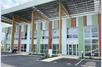 RoyNathali's tweet photo. #TousMobilises|📢Inauguration Nouvelle station fruitière @Pomanjou  Verrières qui conditionne  les pommes en provenance directe de ses vergers
👀Visite  zones de stockage, précalibrage, et conditionnement 🍎
👍Bravo aux équipes ! Des équipements👩‍🏭 à la pointe de la technologie☀️ https://t.co/JDvpEVUaa7