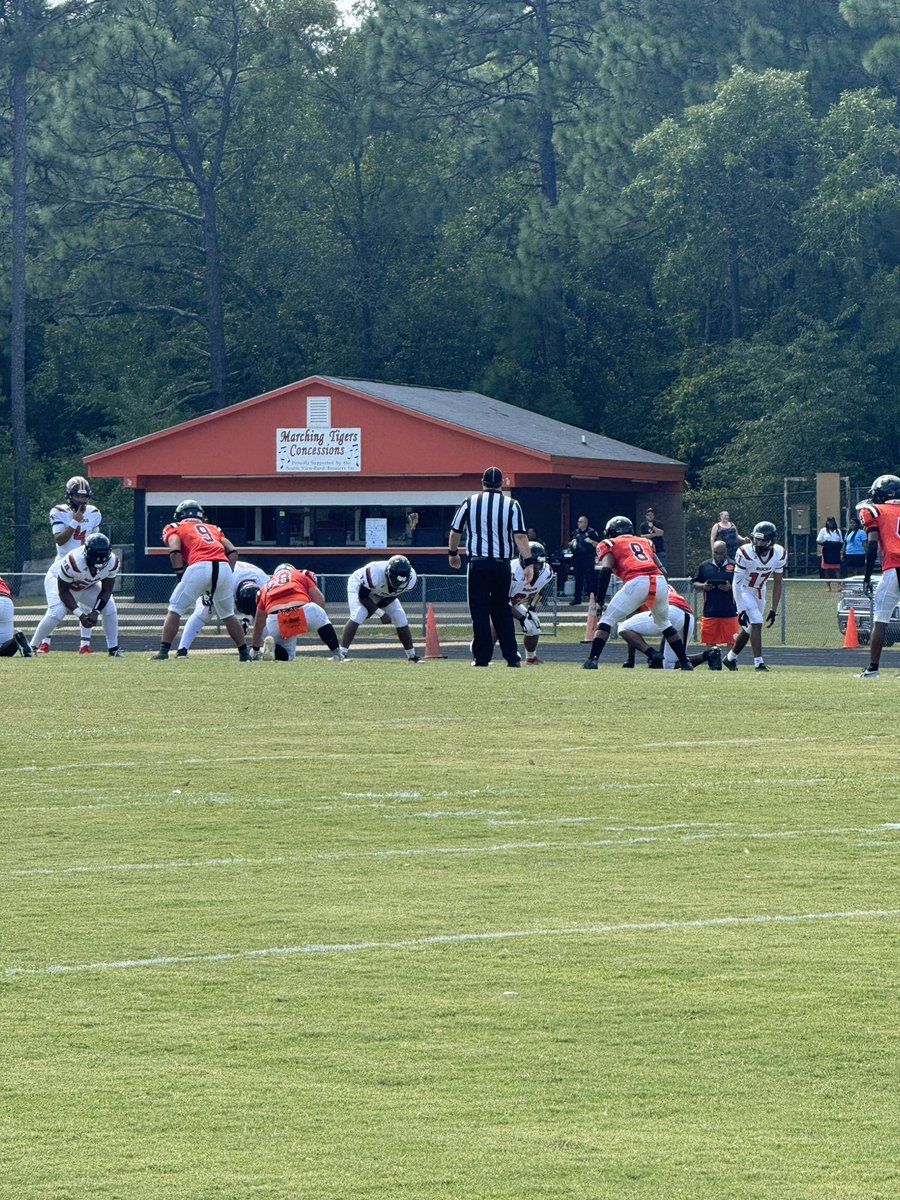 SVHS and Hoke County Score update: SV leads 19-14 with 10:30 remaining. Go Tigers!