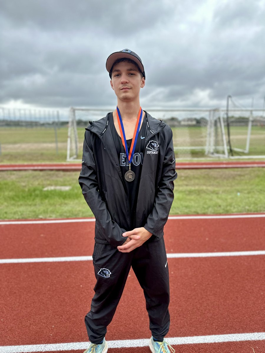 Paetow XC/Track & Field (@paetowxc_tf) on Twitter photo What a great meet for our Cross Country teams! <a href="/Eli_NB_Emerson/">Elijah Emerson</a> achieved a second-place finish and set a new school record!
We had tons of personal records today and two new top five times!
We're moving in the right direction—catch us at Deer Park next week! What a great meet for our Cross Country teams! <a href="/Eli_NB_Emerson/">Elijah Emerson</a> achieved a second-place finish and set a new school record!
We had tons of personal records today and two new top five times!
We're moving in the right direction—catch us at Deer Park next week!