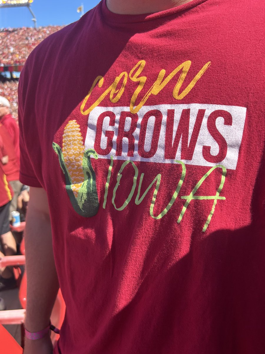 Based on the # of 🌽 shirts I’ve seen today, I think I’m good at my job. 😊