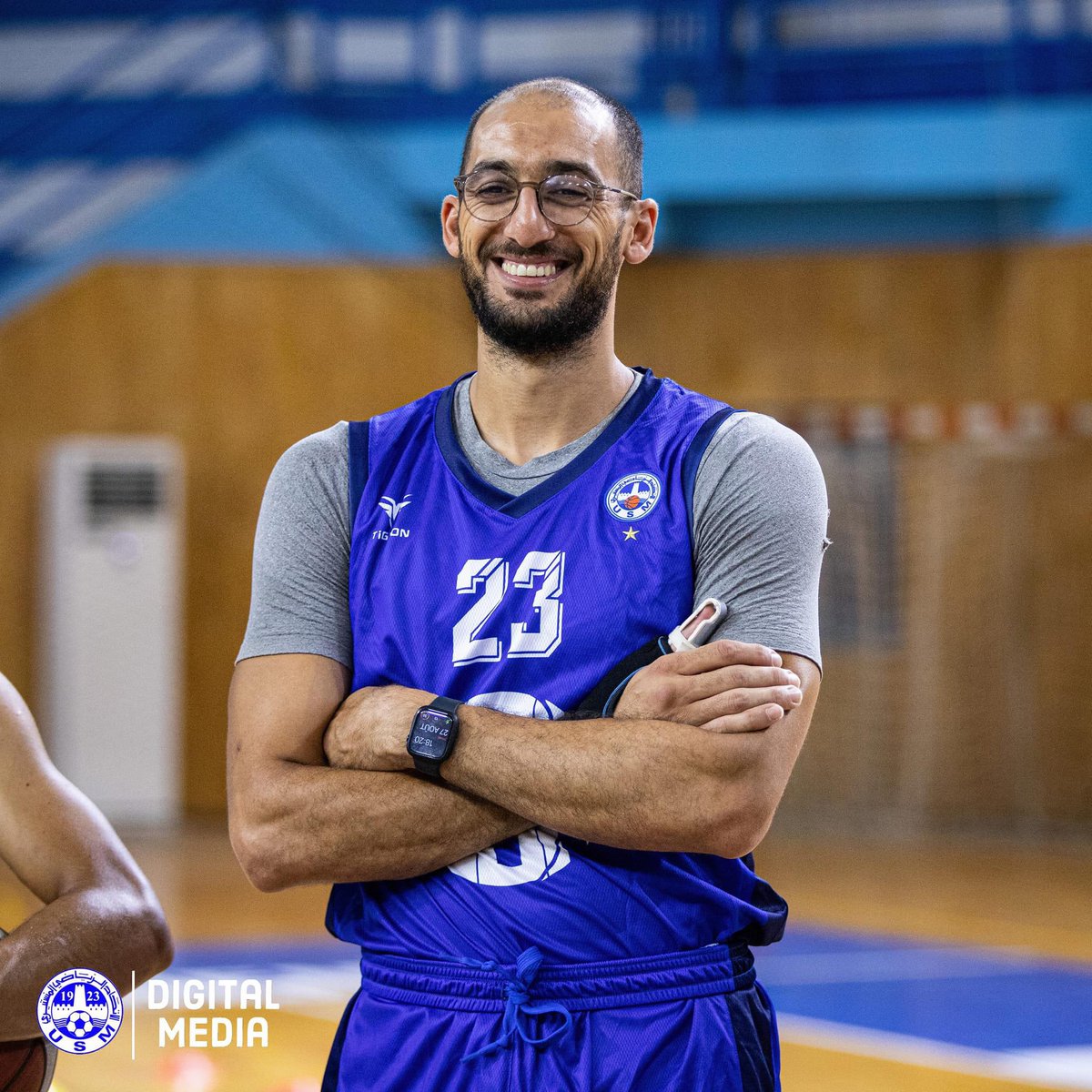 Firas_Lahyani's tweet photo. • Hᴇʀᴇ Wᴇ Gᴏ Aɢᴀɪɴ .. 🥰🏀✌🏻💙 •
• 🫵🏻🏀💙 •
• #PiwPiw 🔫 •
#つづく https://t.co/CuMms1tlw5