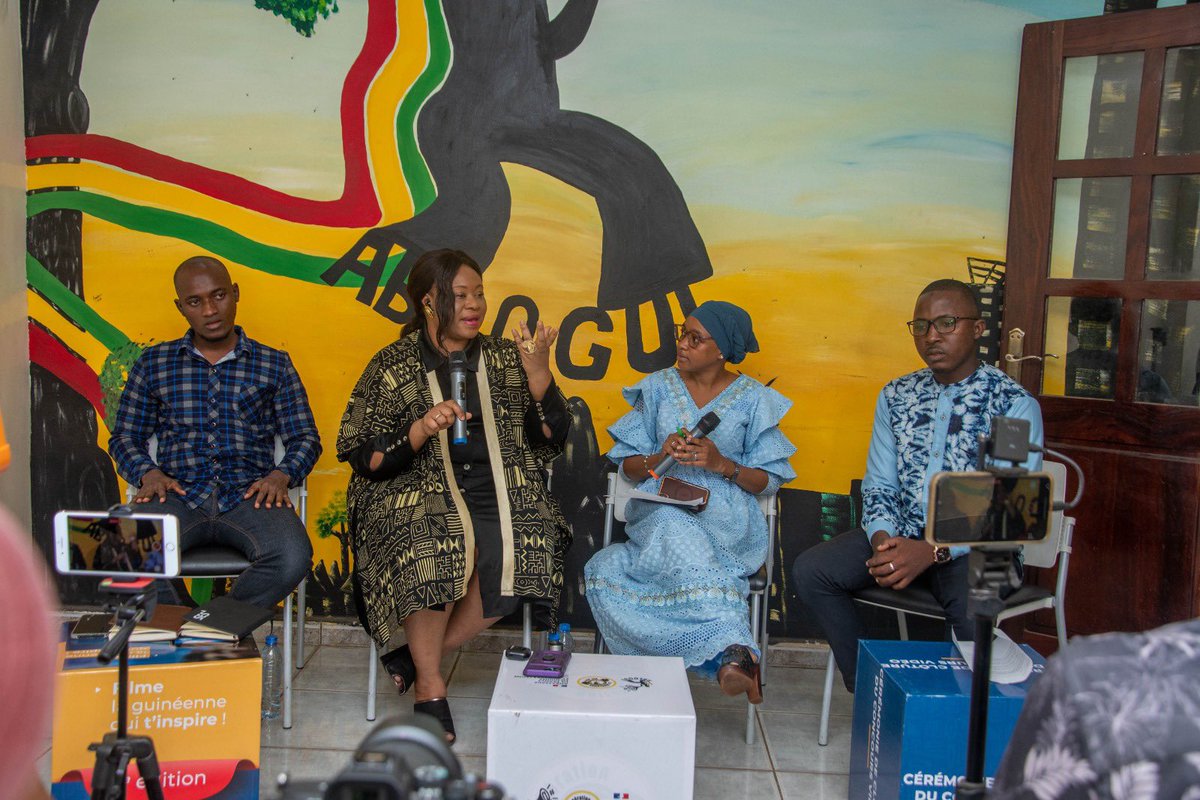 mamoudou_baro's tweet image. La journée mondiale du #blog est célébrée le 31 août de chaque année. Nous l’avons célébrée cette année en organisant une conférence-débat autour du thème : l’avenir du blogging à l’ère des réseaux sociaux. 
#BlogDay2024