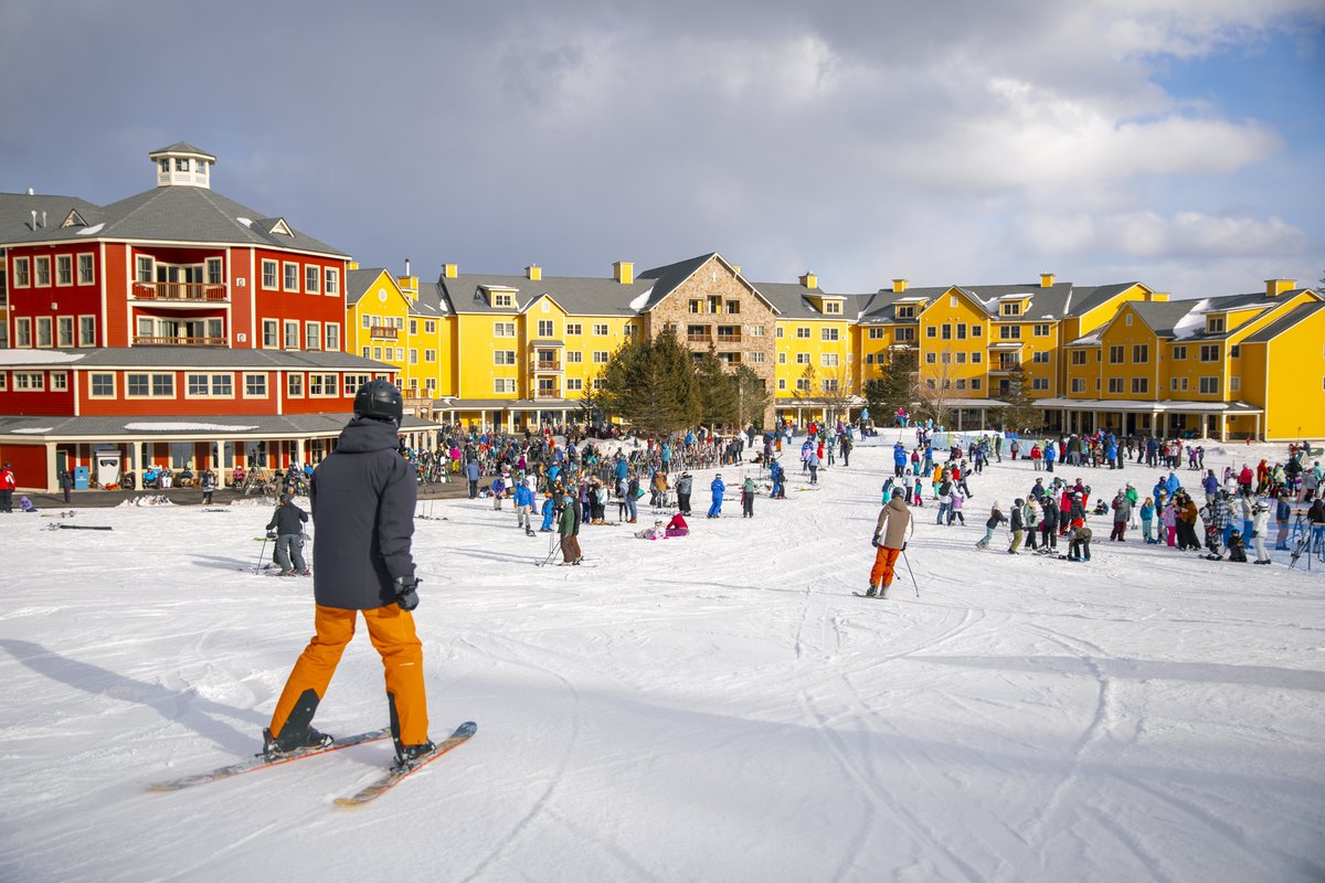 It's not too late! Our Winter Getaway Sale is still on; book your trip today and save up to 35%. And don't forget, Pass Holders receive an additional 20% off lodging with Epic Mountain Rewards. Snag your Pass before prices go up Sept. 2nd. #itsOKEMOtime bit.ly/3vy6QzQ