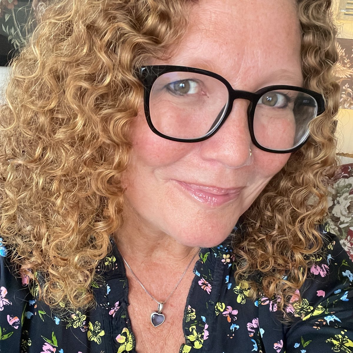 Elin Åsbakk Lind tweet media