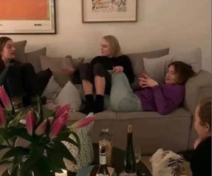 kızlar böyle gecelerde asla sır saklayamazlar