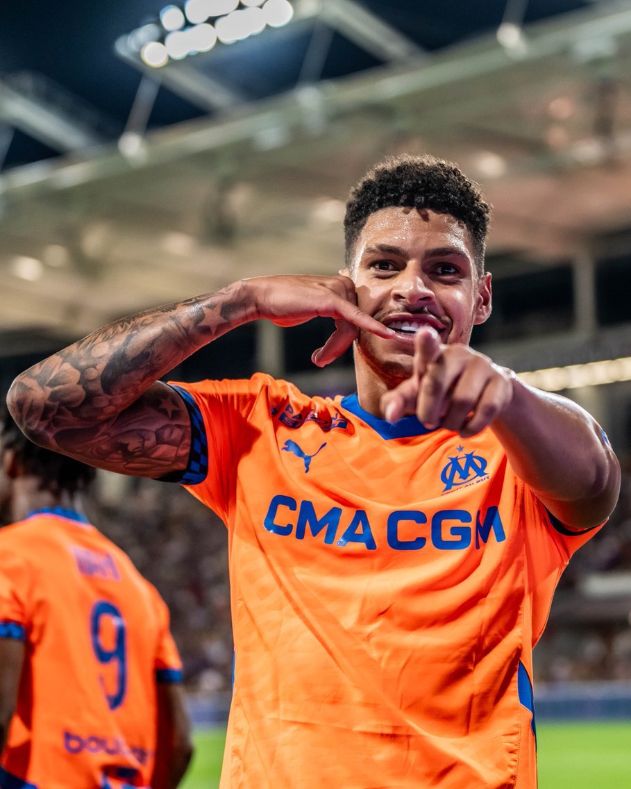 OM_Portugues's tweet photo. LUÍS HENRIQUE 🔥🔥🔥🔥🔥🔥🔥🔥 https://t.co/iW87Ab2yh8