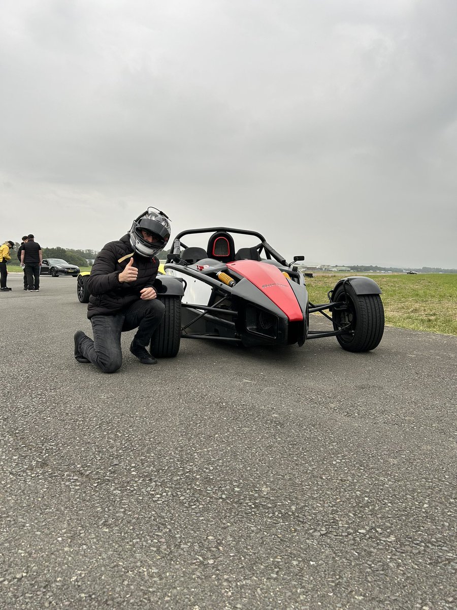 March_Racing128's tweet image. Instructing in Ariel Atom around the Top Gear test track, best way to spend a Saturday 🔥 thank you @6thgearexperience for this opportunity to progress 
#racing #motorsport #instructing #coaching #arielatom #topgear #dunsfoldaerodrome #6thgearexperience #mylife #foryoupage #fypシ