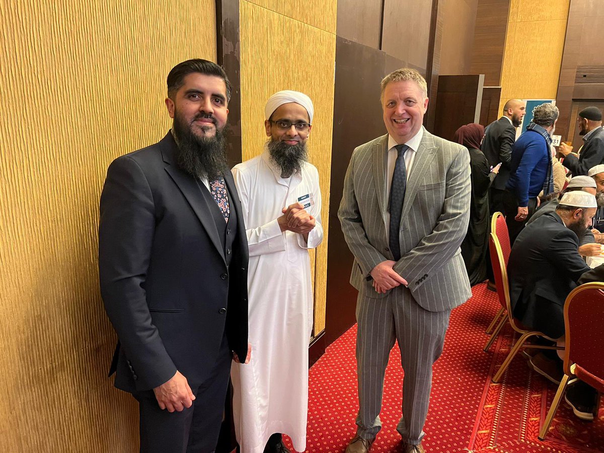 <a href="/unleashing_me/">Unleashing Me</a> <a href="/Taj_Ali1/">Taj Ali</a> <a href="/TRobinsonNewEra/">Tommy Robinson 🇬🇧</a> Dear Stephen, I remain impartial as possible on Twitter &amp; avoid conflict, but here, you are talking total horse shit. Total &amp; utter nonsense, designed to whip up hatred. <a href="/StarAcademies/">Star Academies</a> <a href="/unleashing_me/">Unleashing Me</a>