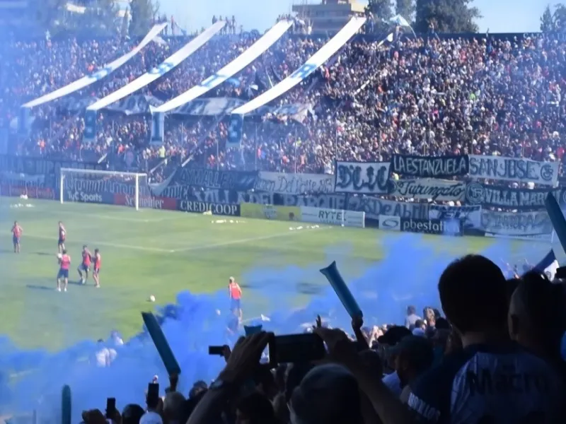 Independiente Rivadavia, en el top 150 de los clubes más convocantes del mundo: cómo quedó el Tomba 
elsol.com.ar/deportes/indep…