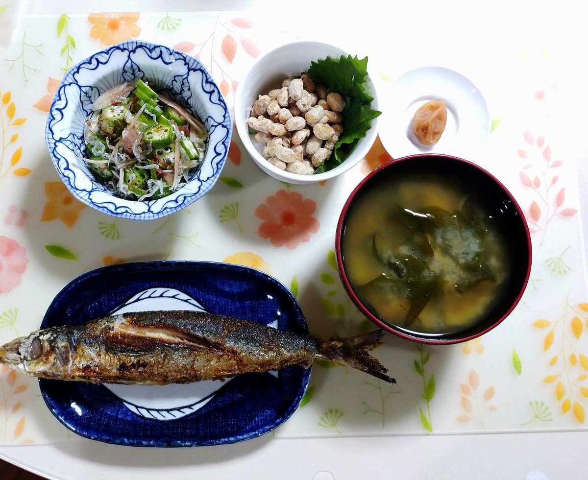 cherry_masaya's tweet photo. #goodmorning #mycooking #breakfast #roastedfish
#natto #okraandjapanesegingersalad #misosoup #umeboshi
#tastegood
#朝ごはん #うるめいわしの塩焼き #うるめいわし
#塩焼き #納豆 #秋葵と茗荷和え #じゃこ
#鰹節 #わかめのお味噌汁
#梅干し #日式早餐 #美味しい #健康 #好好吃😋 https://t.co/Rs1Vj9npnr
