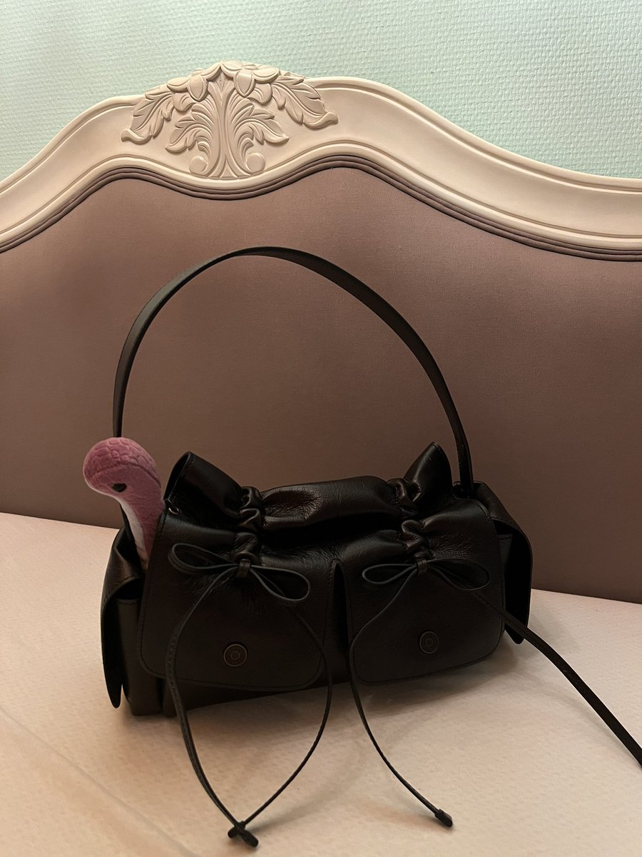 Prinzessin Daenerys tweet media