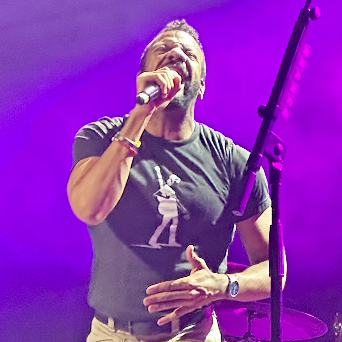 MikelParis's tweet image. We see you, @jonlampleymusic. 

#mikelparis #ofarevolution #jonlampley #lamps @ofarevolution #everwiseampitheater #indianapolis