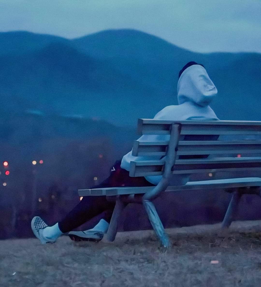 “Escoger paz y tranquilidad viene con muchas despedidas.” 👁️