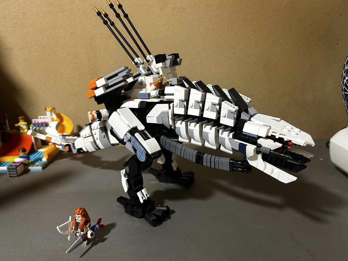 Samurai_Friend2's tweet photo. サンダージョーできた

#Horizon
#thunderjaw
#LEGO https://t.co/1OBCHjckCl