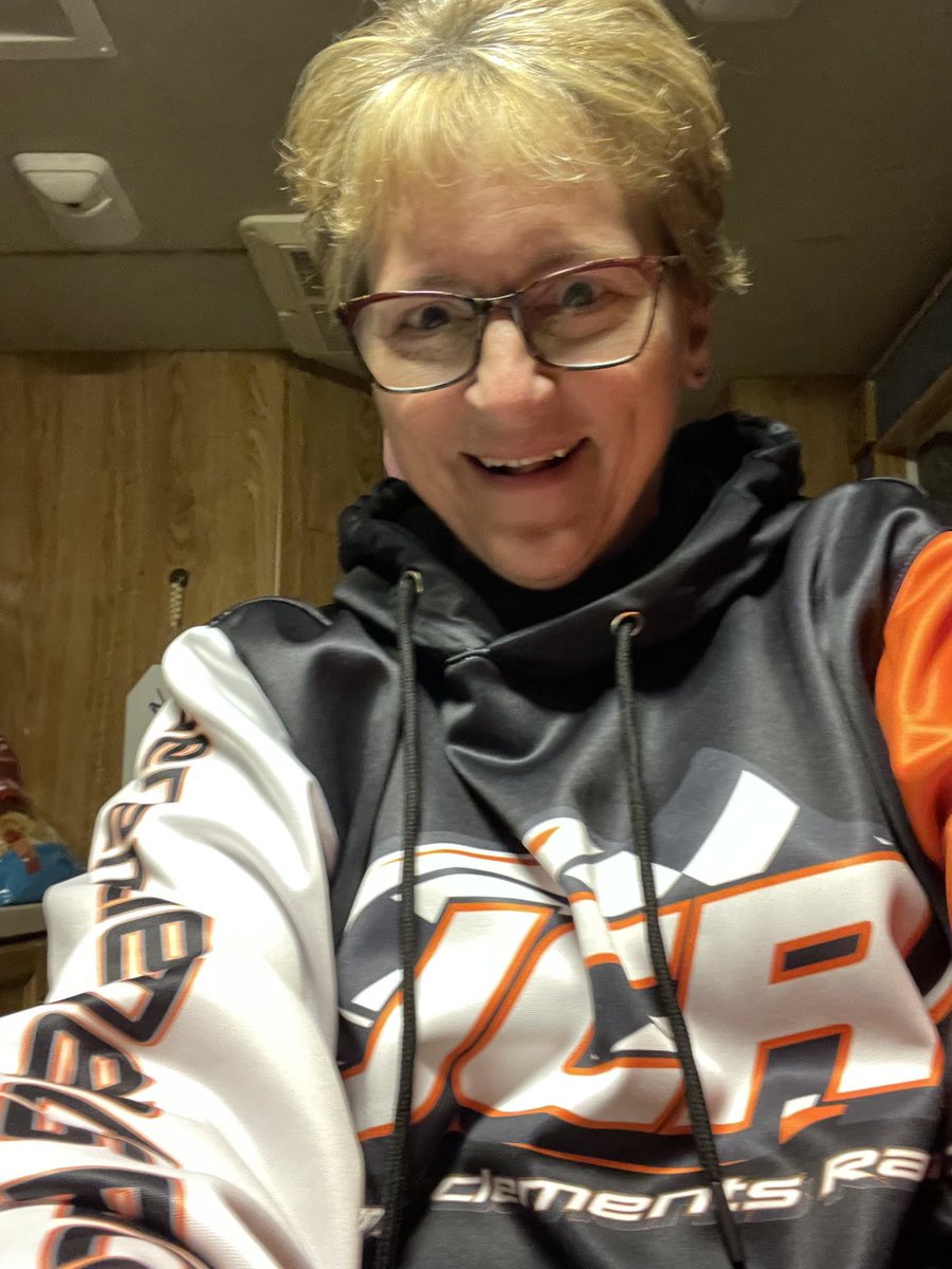 taful38's tweet photo. Finally.  I get to where this HOT hoodie ⁦@JClements51⁩ ⁦@JCR_Clements51⁩ https://t.co/SkAYlywEy3