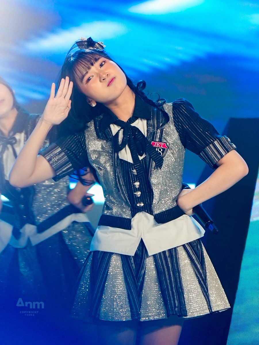 bliphoto17's tweet photo. Oniel JKT48 at WCG 2024

@C_OnielJKT48 https://t.co/3kNQfO07UD