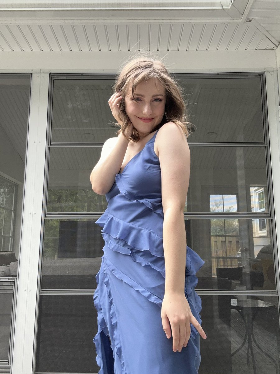 claire 🌱 tweet media