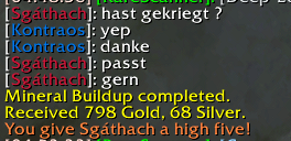 Liebe diese Begegnungen mit netten Leuten in <a href="/Warcraft_DE/">Warcraft DE</a>  - bei denen man gegenseitig wartet und schaut, ob umstehende Spieler auch den WQ Mob angehauen haben. 
Fühlt sich so, wie jemandem die Türe aufzuhalten.  🤝