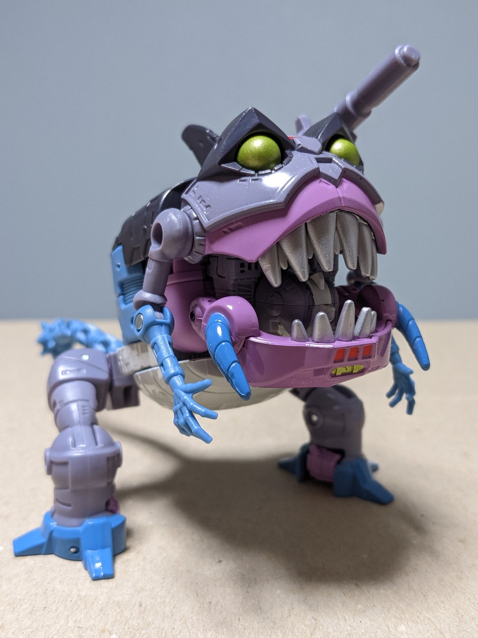 シャークトロン/シャークティコン/トランスフォーマーG1海外版