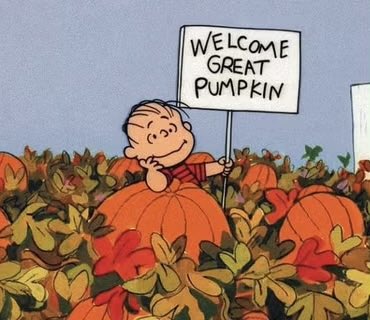 OctobersLeavess's tweet image. Me the second the clock strikes midnight on September 1st: 🎃