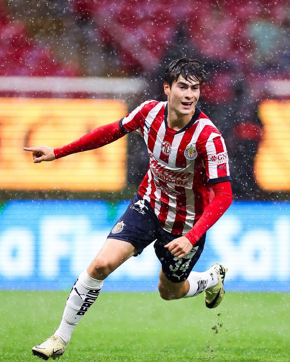 No puedo, hoy juega la ‘Hormiga’. 🐜 🕺🏻