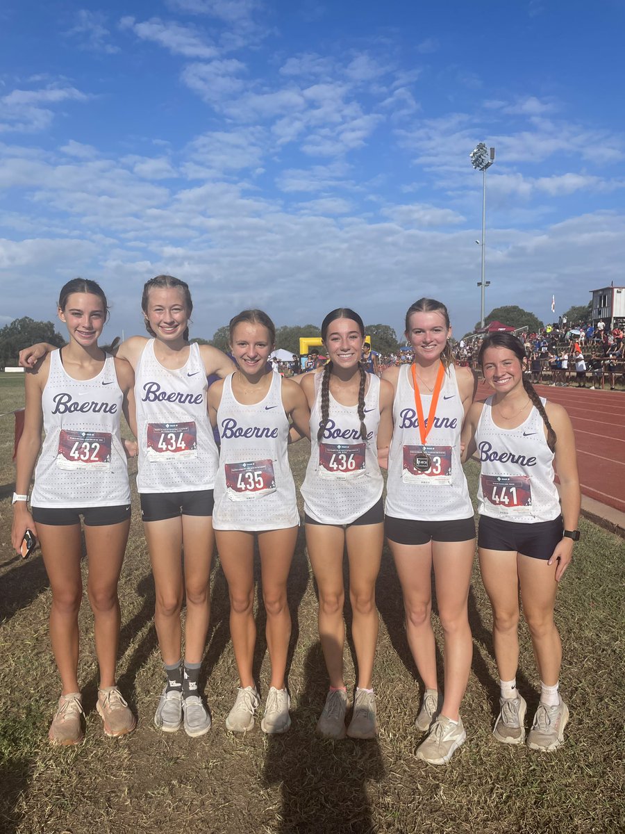 BoerneXCTrack's tweet photo. Varsity Boys Meet Champions!!! Varsity Girls Meet Runner-Up at Medina Valley https://t.co/0kXaAHFs94