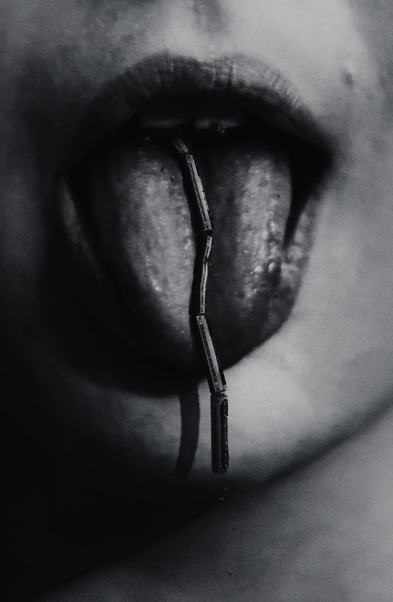 I *attempted* to make something inspired by this spectacular drawing 😬😅