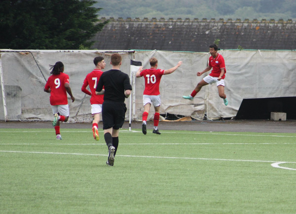 Great celebration from <a href="/KosukeOno5/">Kosuke Ono</a> 

Great strike⚽️