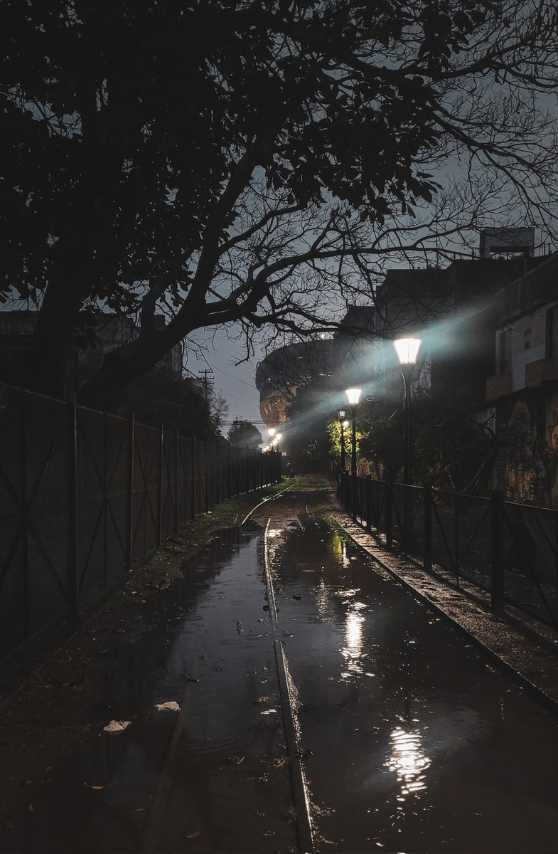 Y hay ceremonia
En la tormenta.