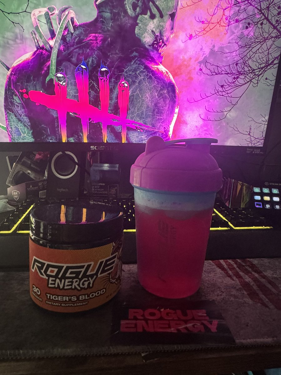 Coreygotthis's tweet photo. I wasn’t expecting much out of this brand as all the others were not my cup of tea, but this flavor specifically is so good! I’m very happy with #rogue and look forward to trying some other flavors! #rogueenergy #tigersblood #dbd #survivor #killer #streamer https://t.co/0miDpUQadW