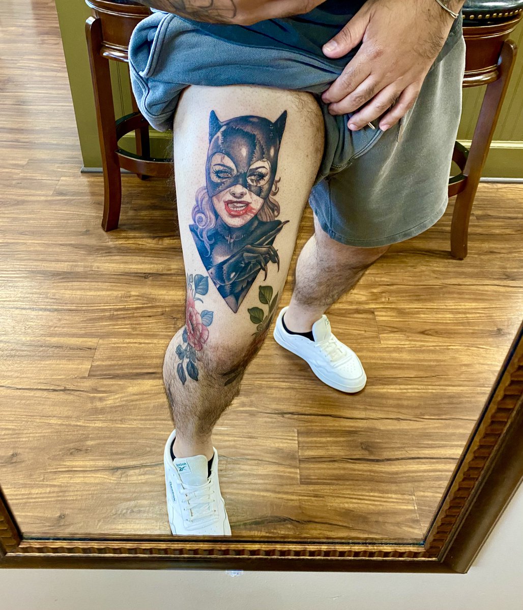 jessedurrann's tweet photo. New tattoo! what do we think?
#tattoo #newink #tatted #thightattoo #catwoman #catwomantattoo #inlovewithit #michellepfeiffer #batmanreturns https://t.co/4NdlriOKt1