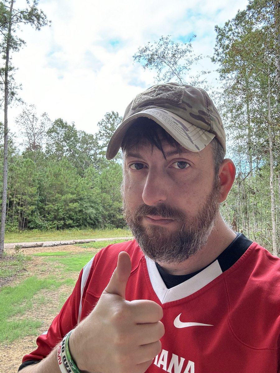 I’m just a Veteran over here trying to vote for Donald Trump, abolish the fed and put an end to the Deep State.

Who’s with me?

#VeteransForTrump