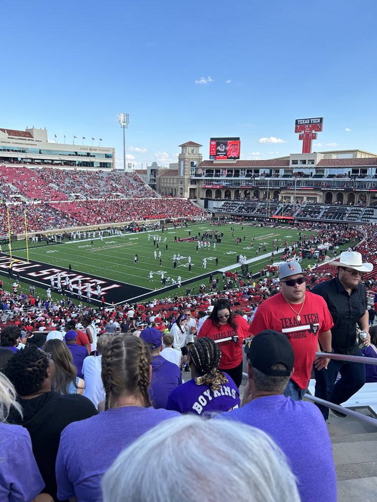 GalloNotARanger's tweet image. Tonight’s view.
Go Wildcats!!
#WreckTech