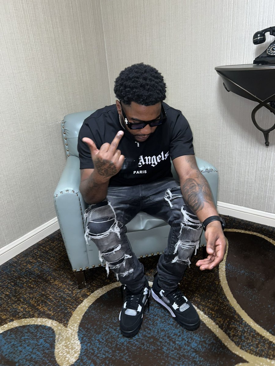 Stacksupkj's tweet photo. I had something but a young nigga wanted more 🥣🚶🏾
#llpops💔❤️ #longlivemypeople🕊️ #su4l❤️ #linkinbio https://t.co/O17rqvB15R