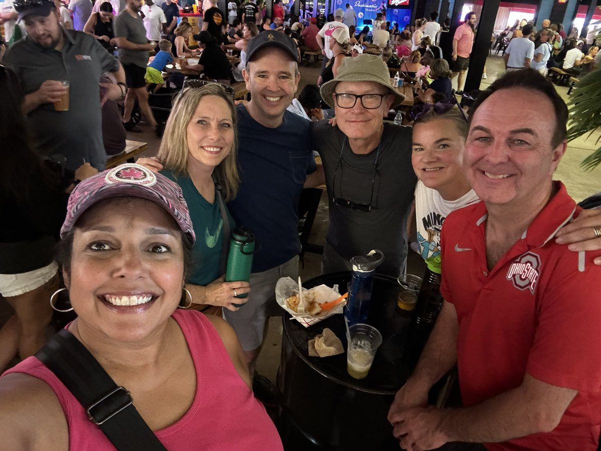 vsawkar's tweet photo. Enjoying a beautiful a Saturday at the best place to be! @mnstatefair https://t.co/slP5HTkIXu
