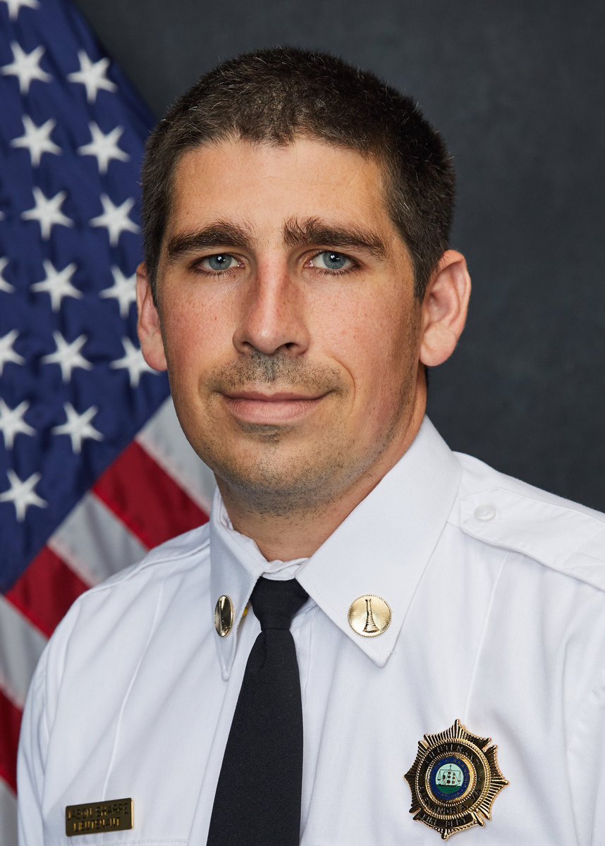 AFD_BFC's tweet photo. This guy continues to make me extremely proud as he has grown up. He is adding another well-deserved bugle to his collar. CONGRATULATIONS Captain Sharpe. And congratulations to the other great folks who received promotions. Lots of really good promotions for @AlexandriaVAFD https://t.co/LJkGzpQXRi