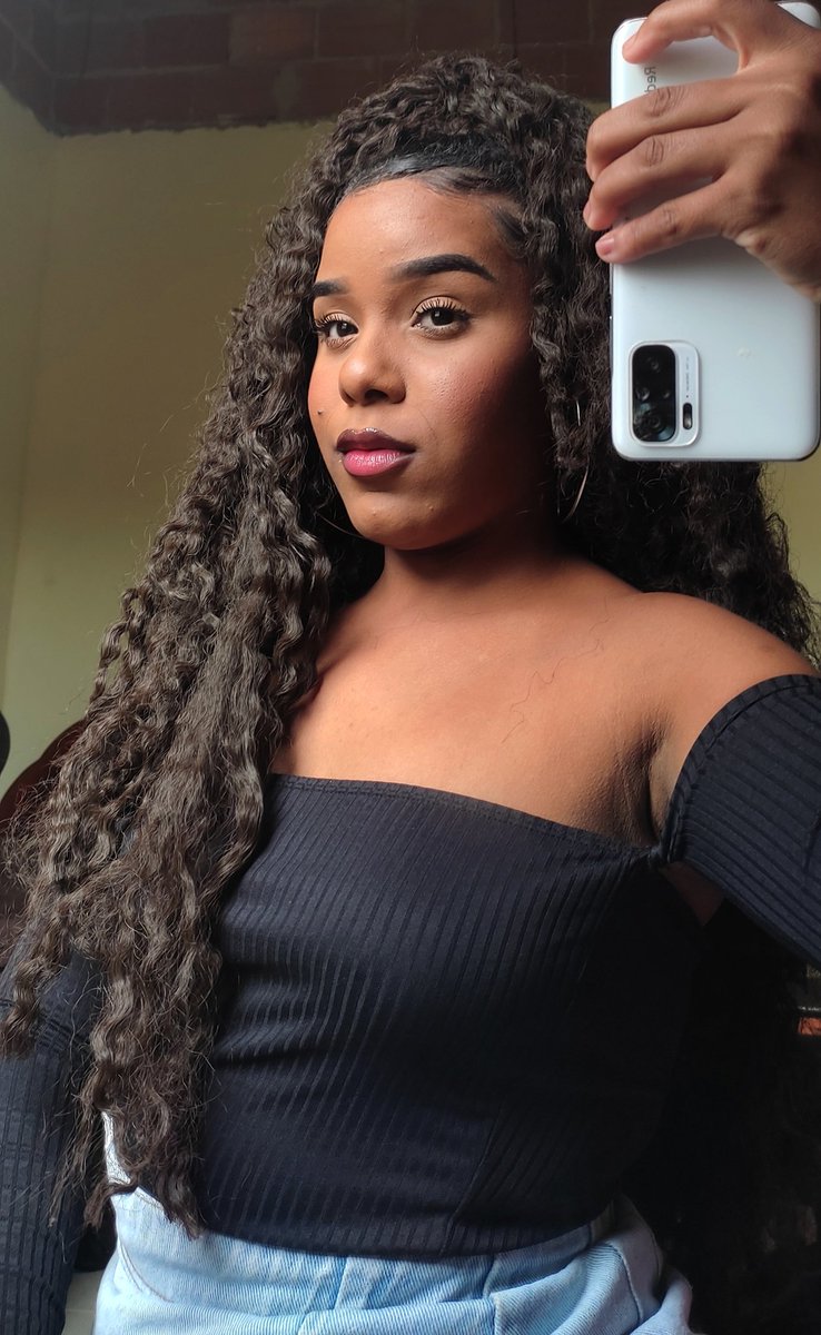 _Emilly18's tweet image. Oi site