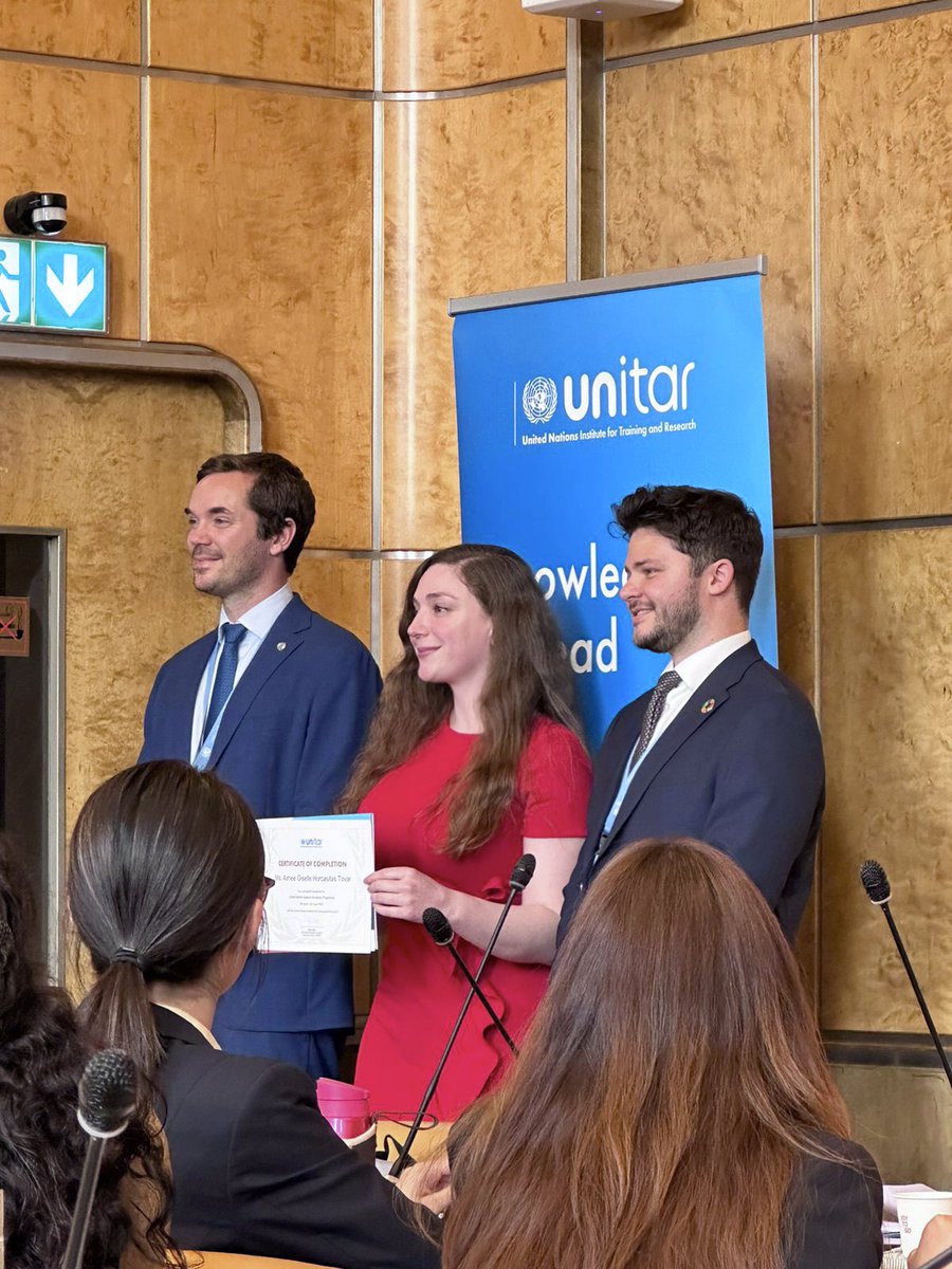 HorcasitasAimee's tweet image. Honored to complete the UNITAR “UN Immersion Program” at UN HQ in Geneva. 

Grateful for the opportunity to learn from amazing people from diverse backgrounds and deepen my understanding of global challenges. Inspired to drive positive change! 🌍 #UNProgram #GlobalLeadership
