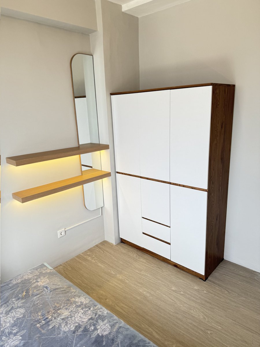 ginginnan's tweet photo. Rent Apartment Tokyo Riverside PIK 2 
Tower Akihabara, 32nd floor, sea view
2 Bedroom 36m2, new unit just renovated

Full Furnish, included:
‒ AC 2 unit
‒ Water heater
‒ Smart TV 42”
‒ Dispenser
‒ Gas stove
‒ Fridge https://t.co/0pMrK79wax
