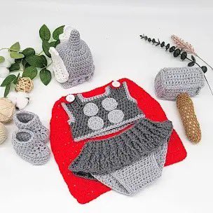 <a href="/HaleylvsThor/">Haley</a> nana look what I got the twins