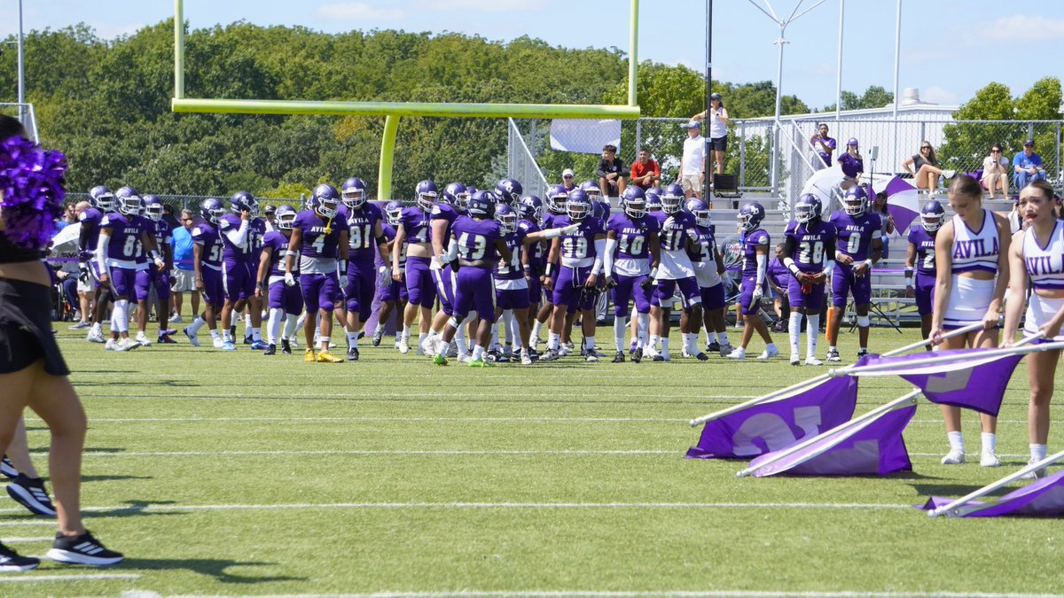 AvilaFootball's tweet photo. EAGLES WIN!! 24-21!! 🦅📍 https://t.co/sUEaeDdJ6Z
