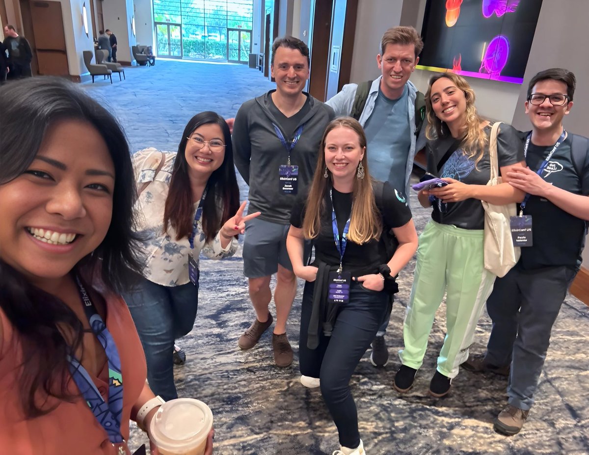 sundikhin's tweet image. Another @ElixirConf in the books 🤩 see you next year friends!
#MyElixirStatus